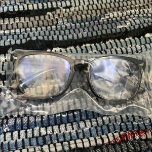 Blue light glasses